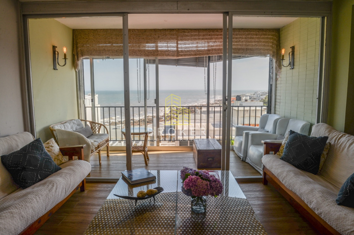 Apartamento ID.526/Venta_Apartamento_3_dormitorios_Península_con_excelente_vista_al_mar - Venta Apartamento 3 dormitorios Península con excelente vista al mar. Punta del Este, Uruguay.