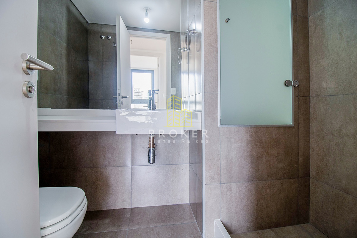 Apartamento ID.604/ - OPORTUNIDAD Apartamento en Venta 2 dormitorios con Vista al Mar en Playa Brava Punta del Este