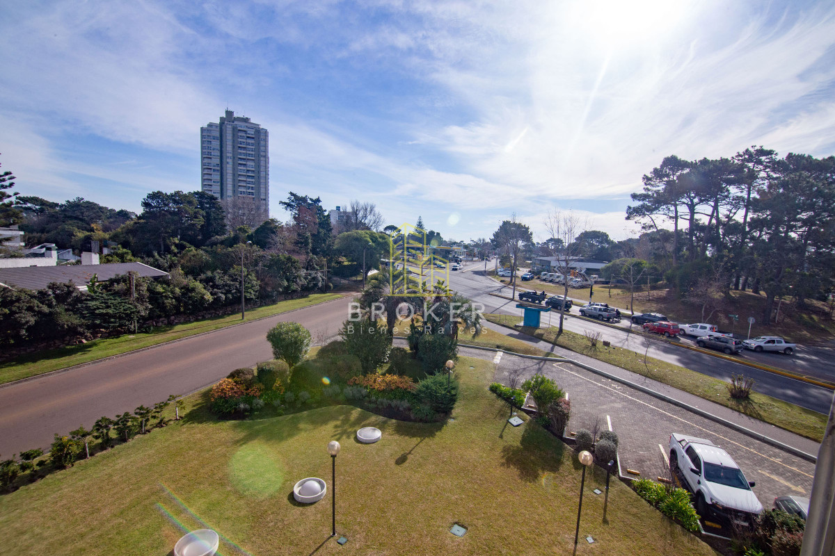 Apartamento ID.2396/venta_apartamento_punta_del_este_3_dormitorios_Roosevelt - venta apartamento punta del este 3 dormitorios Roosevelt