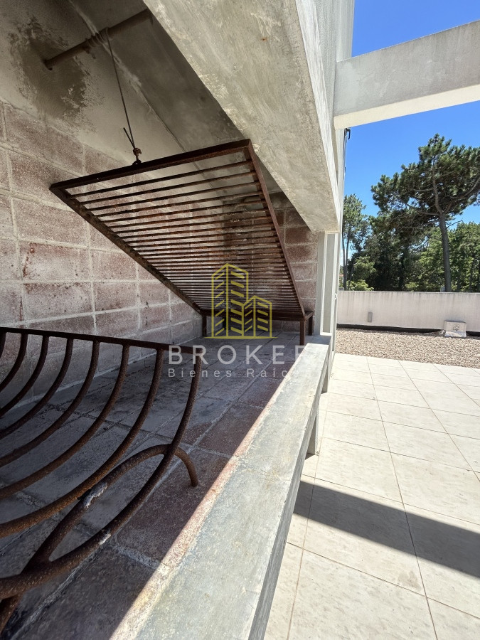 Apartamento ID.800/Venta_de_Penthouse_duplex_en_edificio_de_alta_gama_a_300_metros_del_mar,_Playa_Brava,_Punta_del_Este - Venta de Penthouse duplex en edificio de alta gama a 300 metros del mar, Playa Brava, Punta del Este. Uruguay