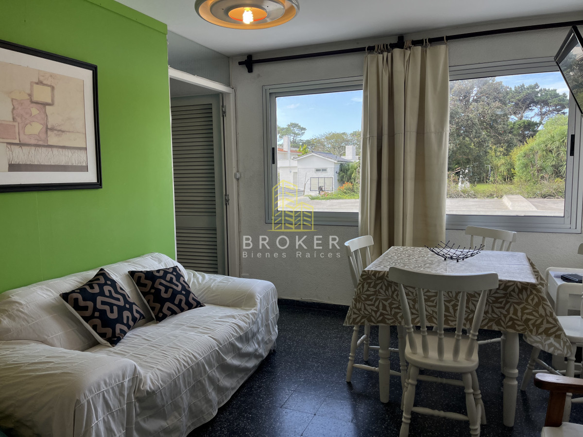 Apartamento ID.1652/ALQUILER_ANUAL_1_Dormitorio_y_medio_Mansa_Punta_del_Este - ALQUILER ANUAL 1 Dormitorio y medio Mansa Punta del Este