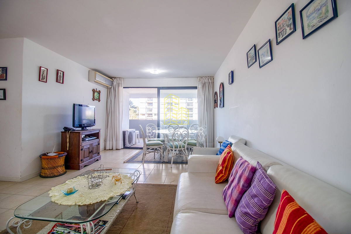 Apartamento ID.1610/Venta_Apartamentro_2_dormitoris_2_baños_en_Punta_del_Este - Venta Apartamentro 2 dormitoris 2 baños en Punta del Este