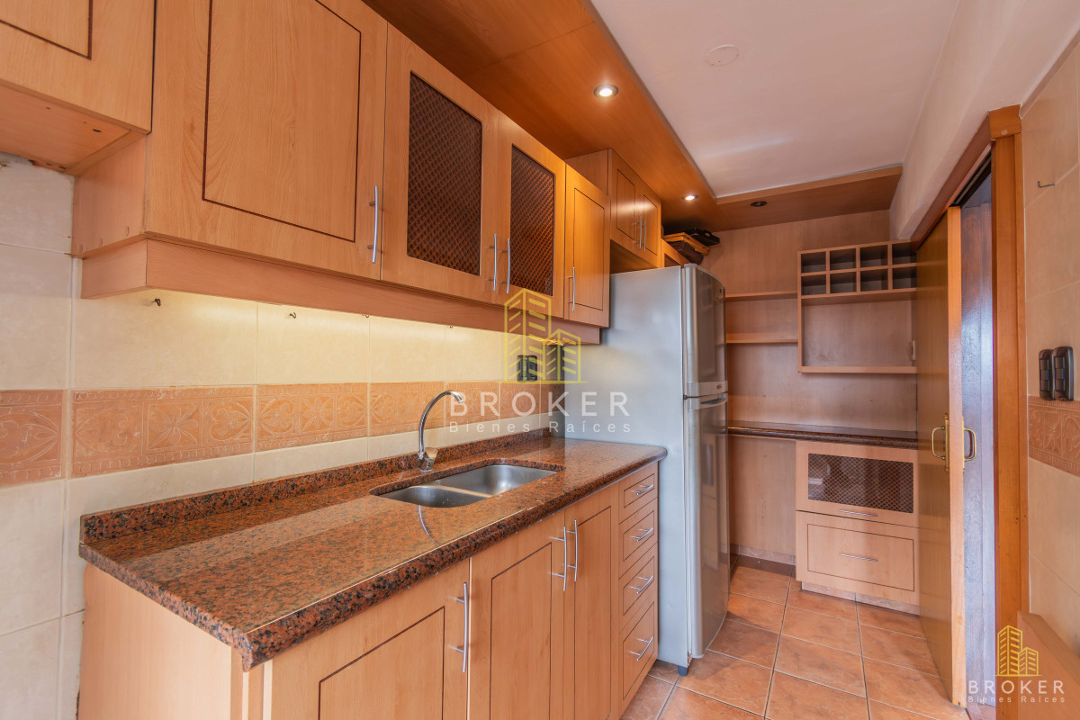 Apartamento ID.9088 - Venta apartamento 3 dormitorios con cochera en Malvin Sur - BROKER en Exclusiva