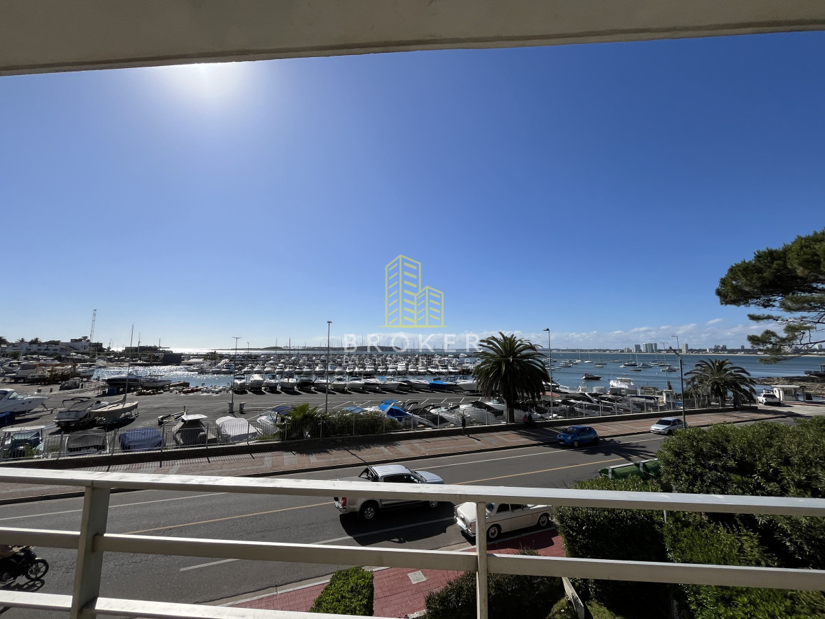 Apartamento ID.2093/Venta_Apartamento_de_3_dormitorios_en_Peninsula_cerca_al_Puerto_Punta_del_Este_Maldonado - Venta Apartamento de 3 dormitorios en Peninsula cerca al Puerto Punta del Este Maldonado