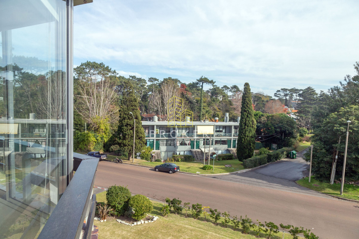 Apartamento ID.2396/venta_apartamento_punta_del_este_3_dormitorios_Roosevelt - venta apartamento punta del este 3 dormitorios Roosevelt