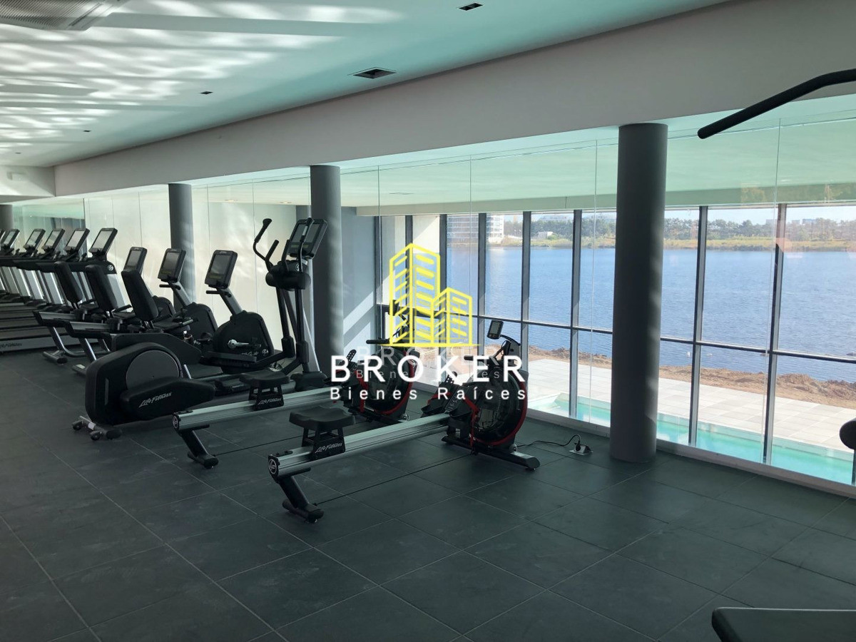 Apartamento ID.143/Venta_Apartamento__Triplex_3_Dormitorios_En_Carrasco__(ref:_Bkb-1303) - Venta Apartamento Carrasco 3 Dormitorio Triplex al lago