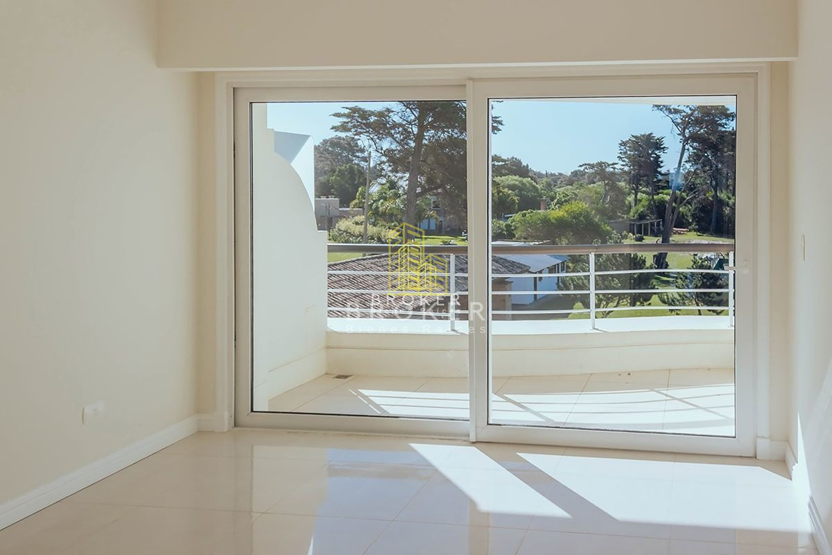 Apartamento ID.153/Venta_Apartamento_Punta_Del_Este_Broker_1367_(ref:_Bkb-1367) - Venta Apartamento Punta Del Este Broker 1367 (ref: Bkb-1367)