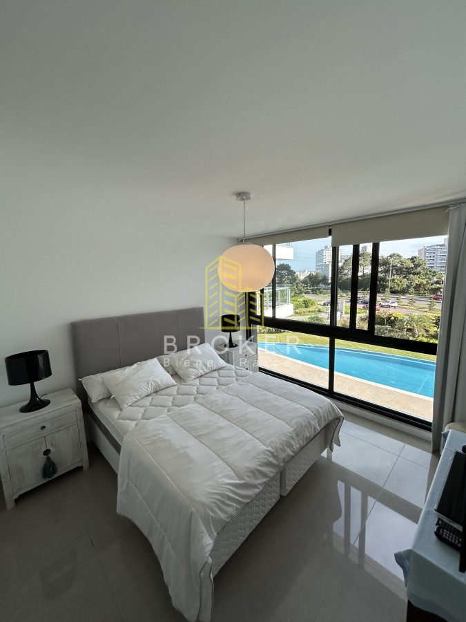 Apartamento ID.712/Alquiler_de_lujoso_apartamento_en_la_mejor_zona_de_Punta_del_Este._Uruguay - Alquiler de lujoso apartamento en la mejor zona de Punta del Este. Uruguay