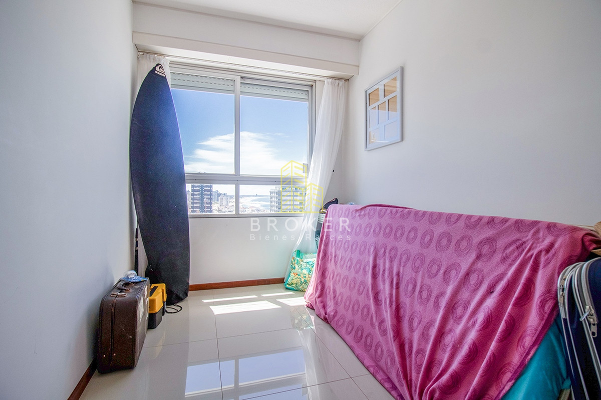 Apartamento ID.785/Oportunidad_en_venta_de_apartamento_con_vista_al_mar_en_Peninsula_-_Punta_del_este - Oportunidad en venta de apartamento con vista al mar en Peninsula - Punta del este