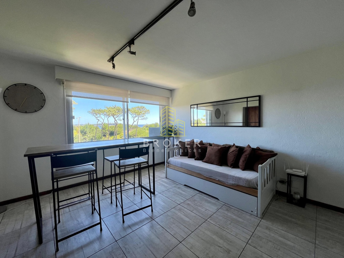 Apartamento ID.852/Apartamento_en_Venta_1_dormitorio_Primera_Linea_Playa_Mansa - Apartamento en Venta 1 dormitorio Primera Linea Playa Mansa