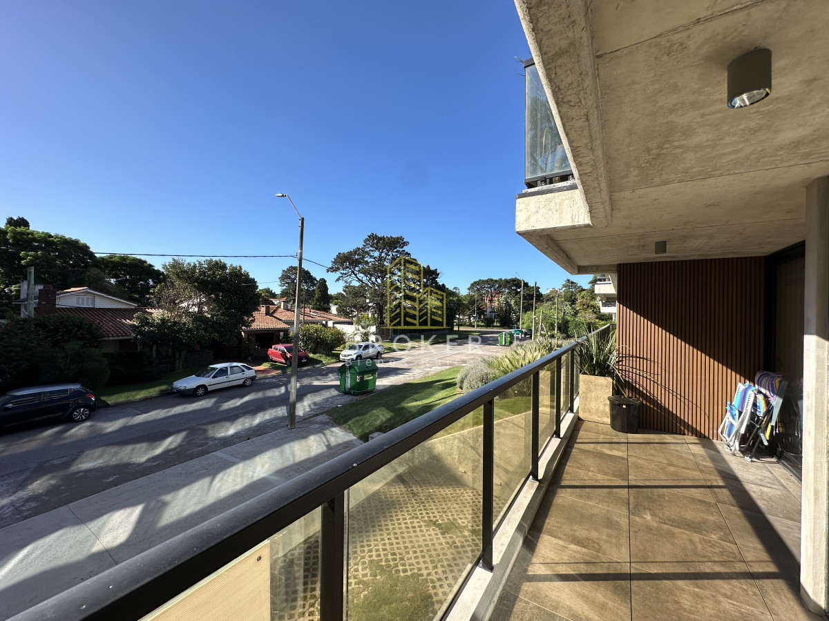 Apartamento ID.2459/OPORTUNIDAD_EN_PIRMERA_LINEA_MANSA_APARTAMENTO_DE_2_DORMITORIOS - OPORTUNIDAD EN PIRMERA LINEA MANSA APARTAMENTO DE 2 DORMITORIOS