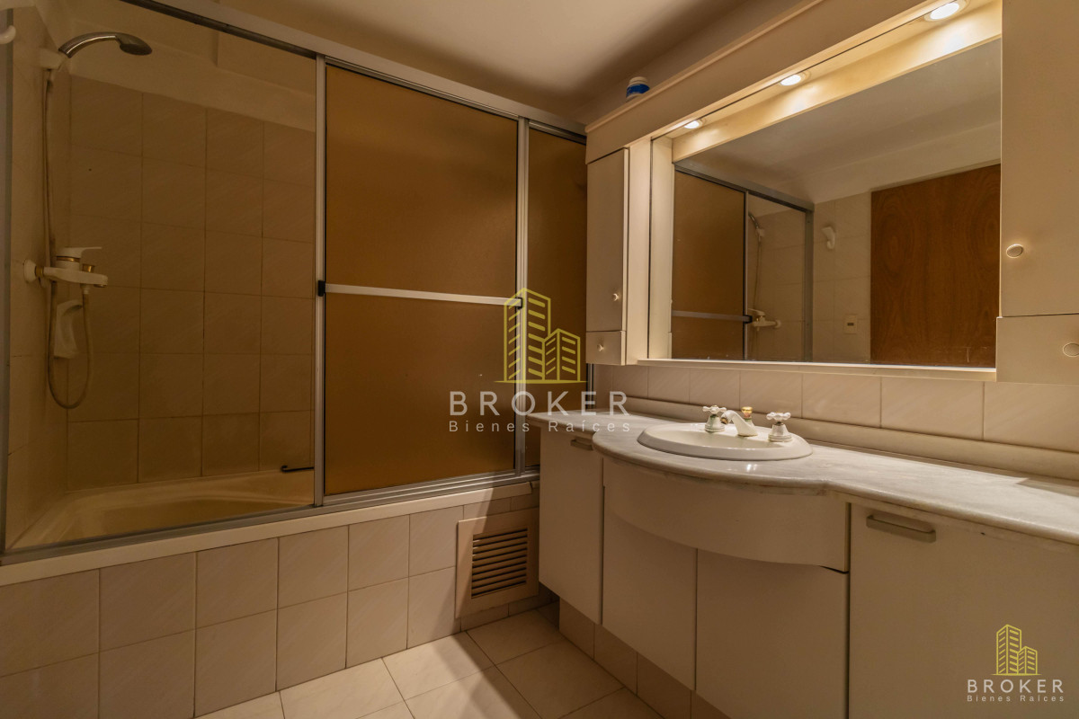 Apartamento ID.2041/Venta_apartamento_3_dormitorios_Malvin_Rambla,_2_baños_completos - Venta apartamento 3 dormitorios Malvin Rambla, 2 baños completos