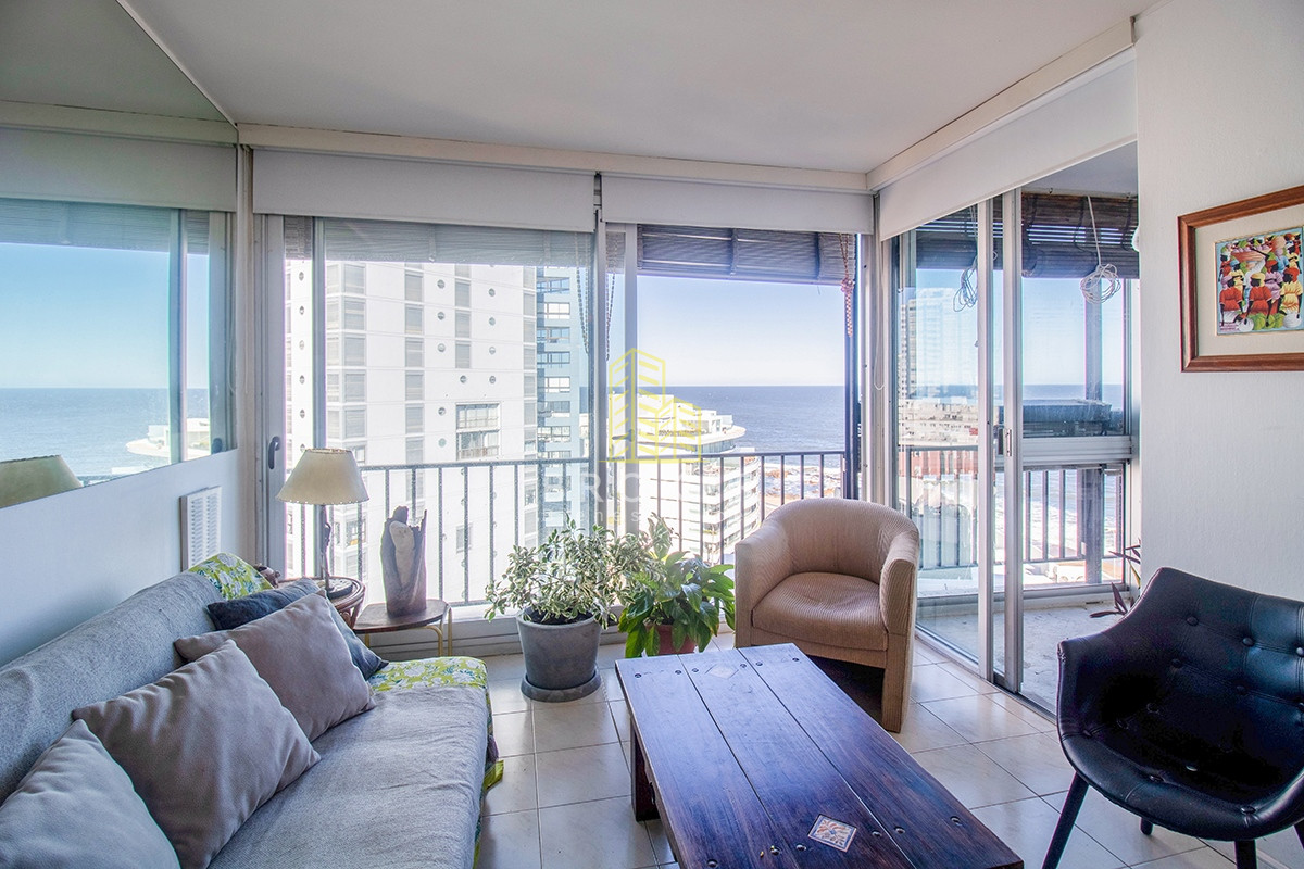 Apartamento ID.682/Apartamento_vista_al_mar_2_Dorm._en_VENTA,_Península,_Punta_del_Este - Apartamento vista al mar 2 Dorm. en VENTA, Península, Punta del Este
