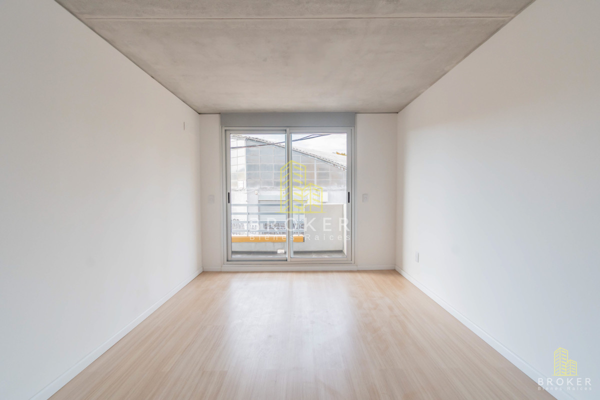Apartamento ID.8640/ALQUILER_APARTAMENTO_1_DORMITORIO_CON_BALCÓN_Y_GARAGE_TRES_CRUCES_ - ALQUILER APARTAMENTO 1 DORMITORIO CON BALCÓN Y OPCIÓN GARAGEGARAGE TRES CRUCES 