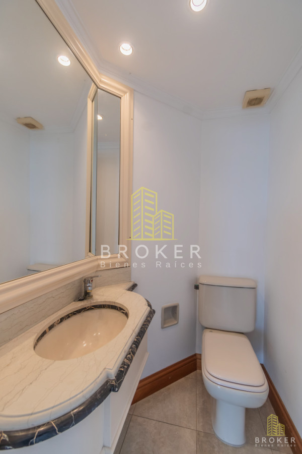 Apartamento ID.503 - Penthouse de 4 dormitorios en Golf Punta Carretas Barbacoa propia! Garage Doble