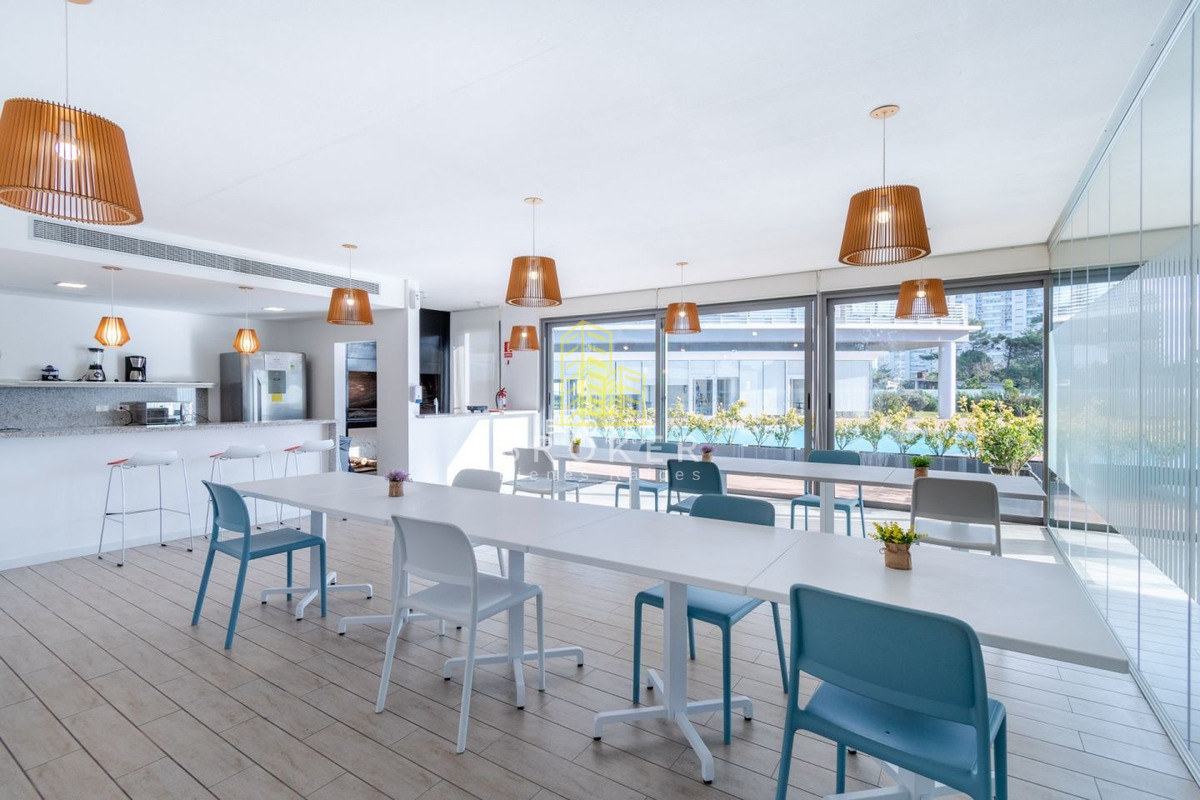 Apartamento ID.24/Venta_Apartamento_2_Dormitorios_Punta_Del_Este_Piso_Alto_(ref:_Bkb-791) - Venta Apartamento 2 Dormitorios Punta Del Este Piso Alto (ref: Bkb-791)