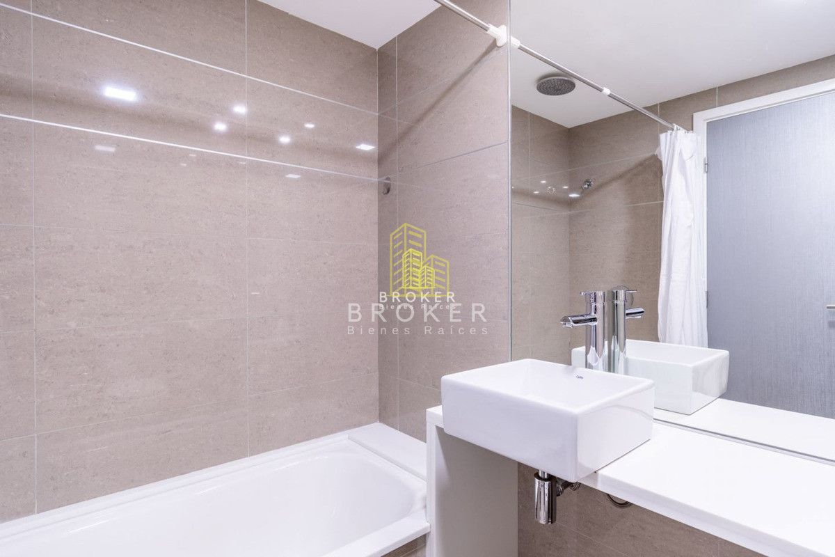 Apartamento ID.24/Venta_Apartamento_2_Dormitorios_Punta_Del_Este_Piso_Alto_(ref:_Bkb-791) - Venta Apartamento 2 Dormitorios Punta Del Este Piso Alto (ref: Bkb-791)