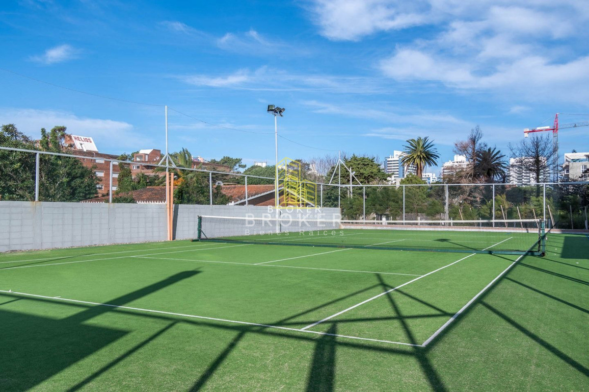 Apartamento ID.24/Venta_Apartamento_2_Dormitorios_Punta_Del_Este_Piso_Alto_(ref:_Bkb-791) - Venta Apartamento 2 Dormitorios Punta Del Este Piso Alto (ref: Bkb-791)