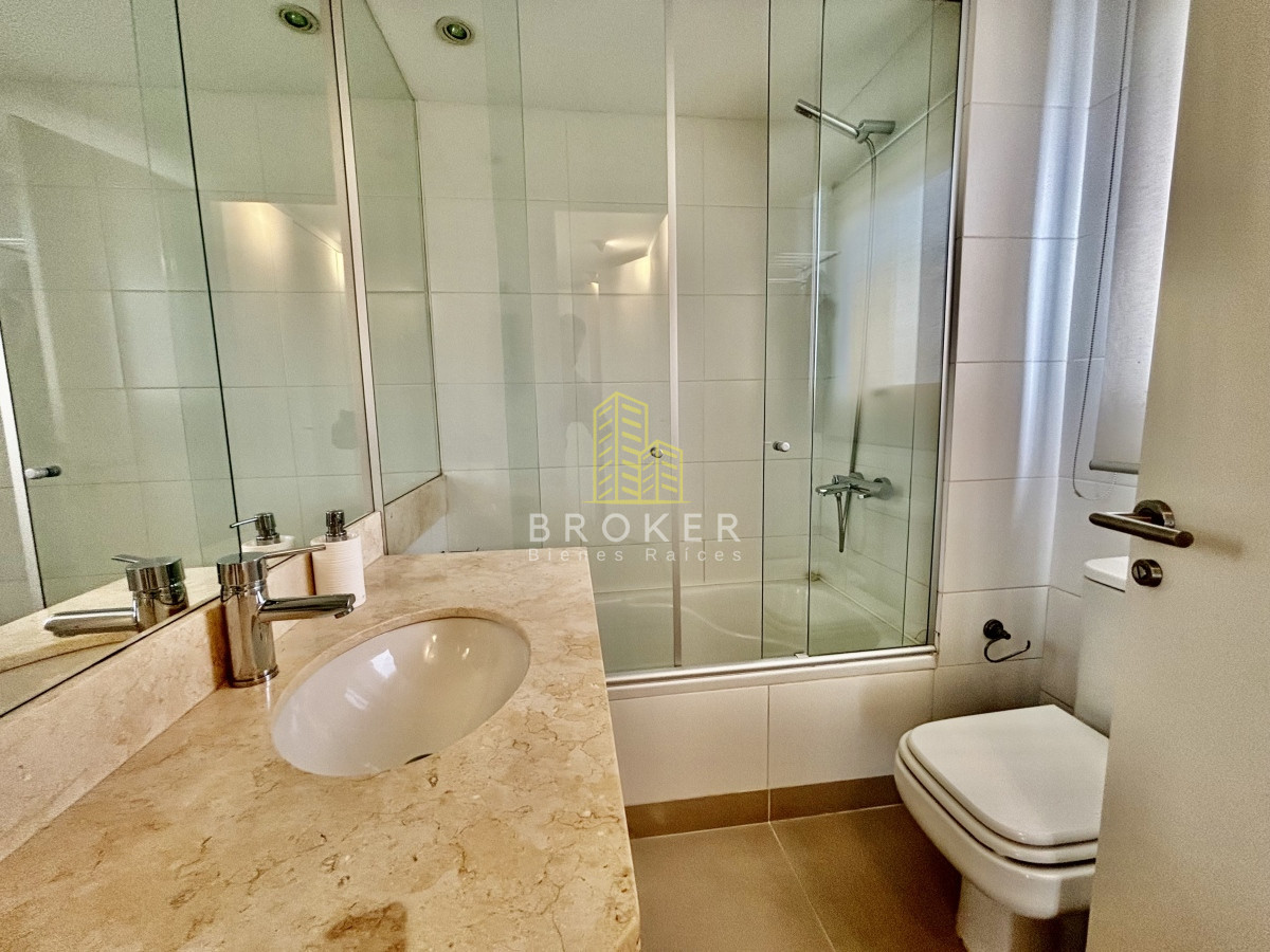 Apartamento ID.2372/venta_apartamento_3_dormitorios_Playa_brava_punta_del_este_vista_al_mar - venta apartamento 3 dormitorios Playa brava punta del este vista al mar