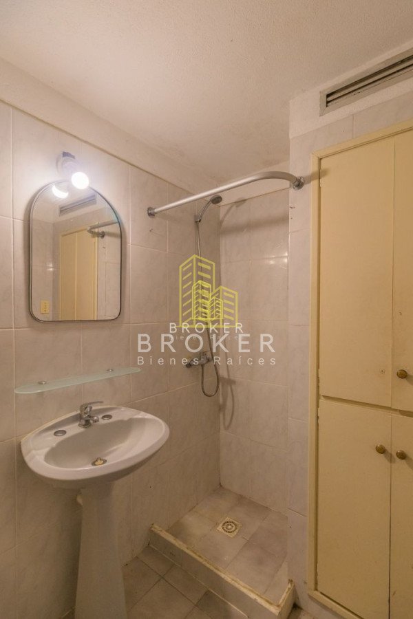 Apartamento ID.254/Venta_Apartamento_1_Dormitorio_En_Punta_Carretas.__(ref:_Bkb-1628) - Venta Apartamento 1 Dormitorio En Punta Carretas Parrillero propio patio garage