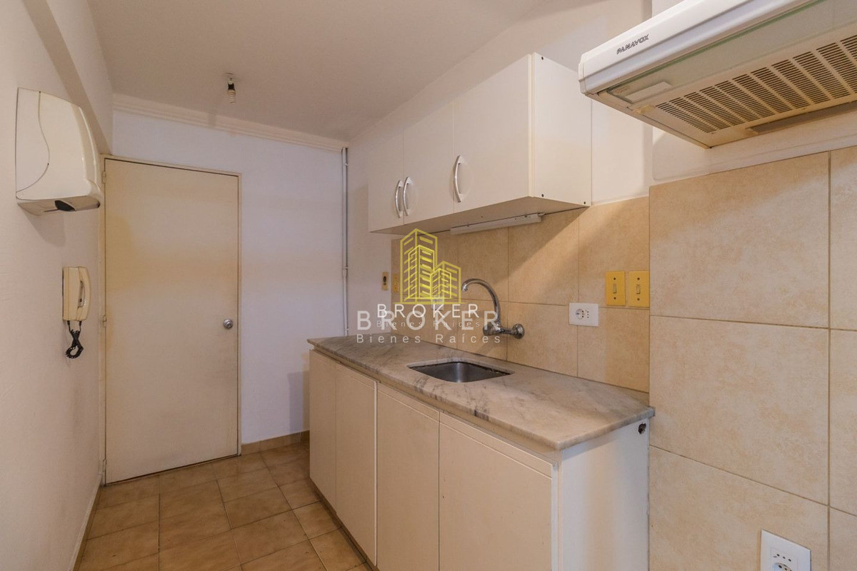 Apartamento ID.254/Venta_Apartamento_1_Dormitorio_En_Punta_Carretas.__(ref:_Bkb-1628) - Venta Apartamento 1 Dormitorio En Punta Carretas Parrillero propio patio garage