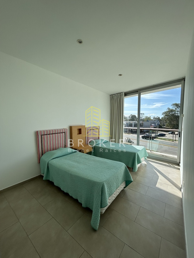 Apartamento ID.517/Venta_de_espectacular_apartamento_de_3_dorm._en_La_Barra_con_vista_única - Venta de espectacular apartamento de 3 dorm. en La Barra con vista única. . Punta del Este, Uruguay.