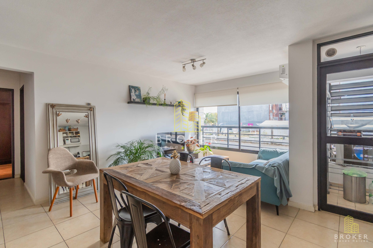 Apartamento ID.8428/Venta_Apartamento_Pocitos_Dos_Dormitorios-_¡Oportunidad! - Venta Apartamento Pocitos Dos Dormitorios- ¡Oportunidad!
