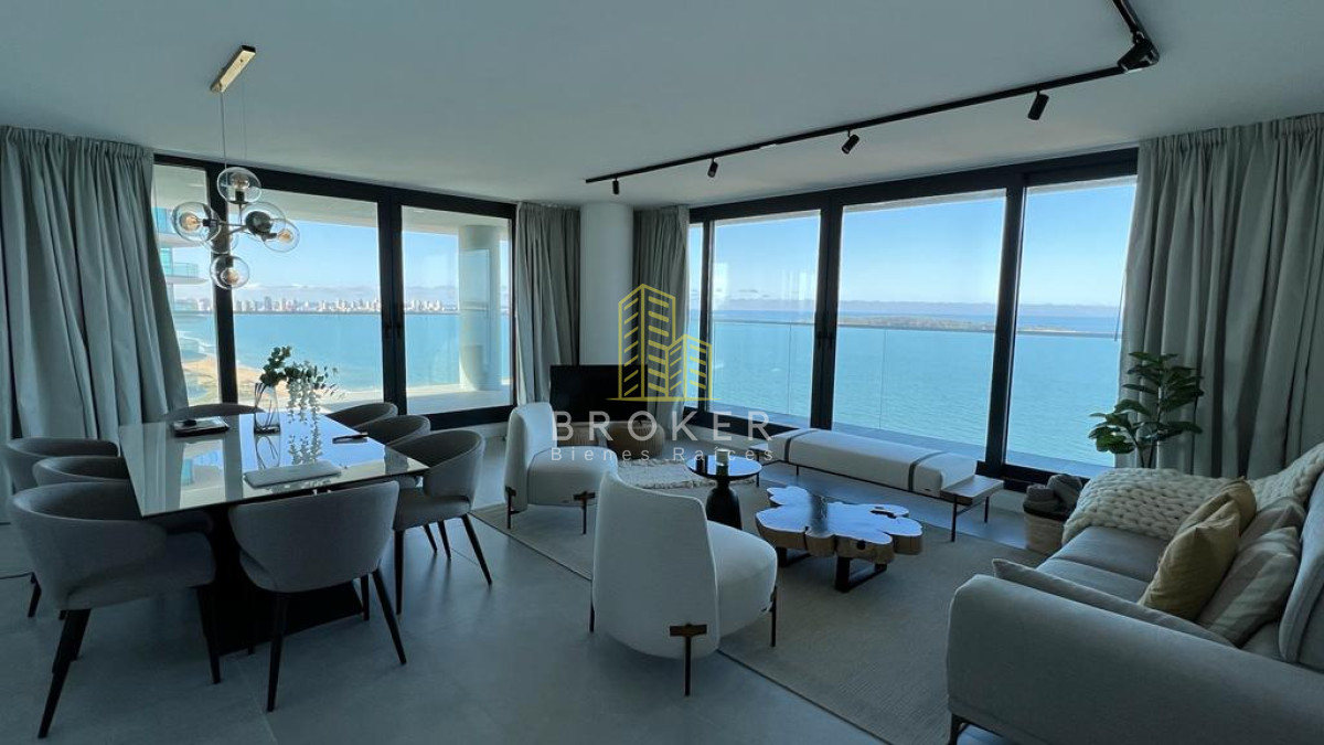 Apartamento ID.9023/Alquiler_de_temporada_de_increíble_departamento_en_primera_línea_al_mar,_Edificio_Venetian_en_Playa_Mansa - Alquiler de temporada de increíble departamento en primera línea al mar, Edificio Venetian en Playa Mansa