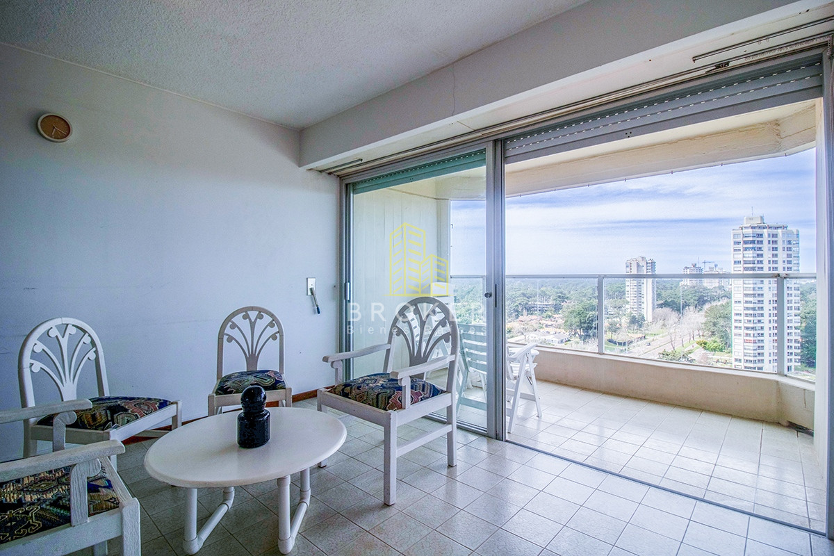 Apartamento ID.1741/Oportunidad_venta_de_apartamento_piso_alto_en_Roosevelt,_dos_dormitorios._Punta_del_Este,_Uruguay. - Oportunidad venta de apartamento piso alto en Roosevelt, dos dormitorios. Punta del Este, Uruguay.