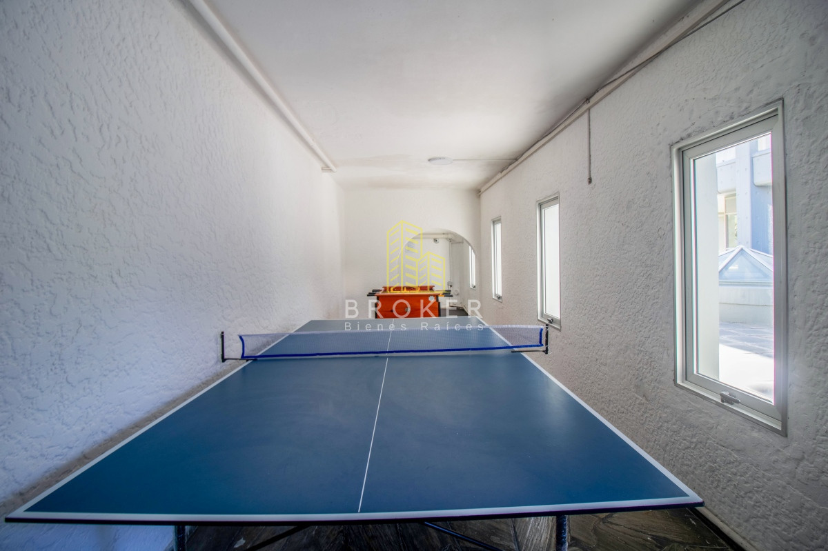 Apartamento ID.1102/Venta_de_luminoso_apartamento_en_Peninsula._Punta_del_Este,_Uruguay. - Venta de luminoso apartamento en Peninsula. Punta del Este, Uruguay.