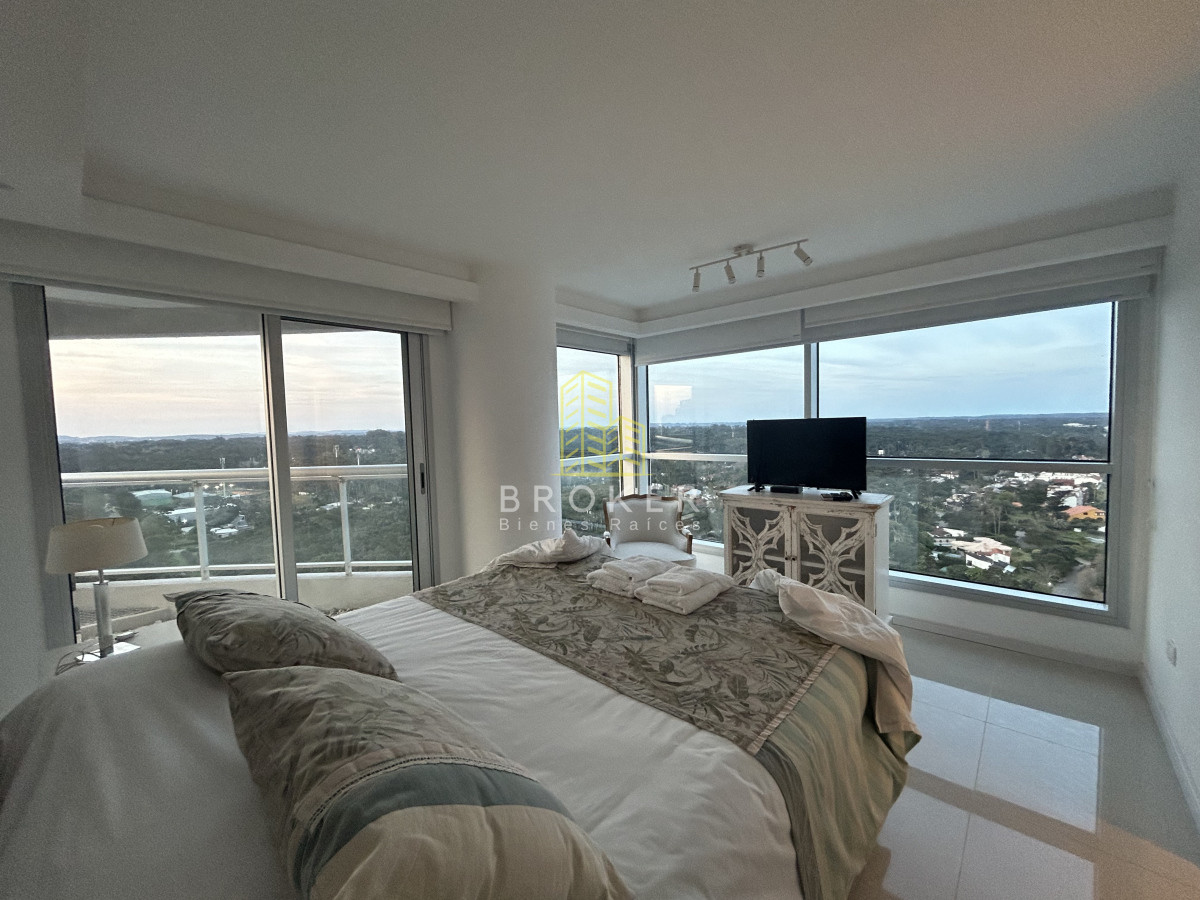 Apartamento ID.2169/Alquiler_de_apartamento_de_lujo_en_Brava,_Punta_Del_Este - Alquiler de apartamento de lujo en Brava, Punta Del Este