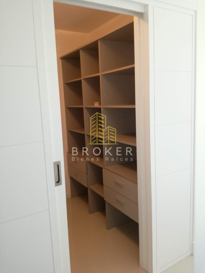 Apartamento ID.8833/Venta_departamento_Playa_Brava_Punta_del_Este_ - Venta departamento Playa Brava Punta del Este 