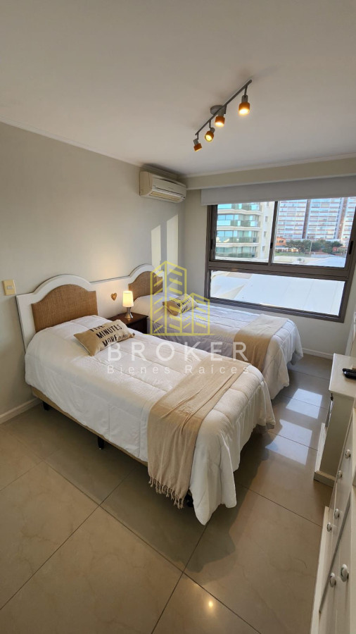 Apartamento ID.2014/Venta_Apartamento_3_dormitorios_Vista_al_Mar_en_Brava_Punta_del_Este_Maldonado - Venta Apartamento 3 dormitorios Vista al Mar en Brava Punta del Este Maldonado