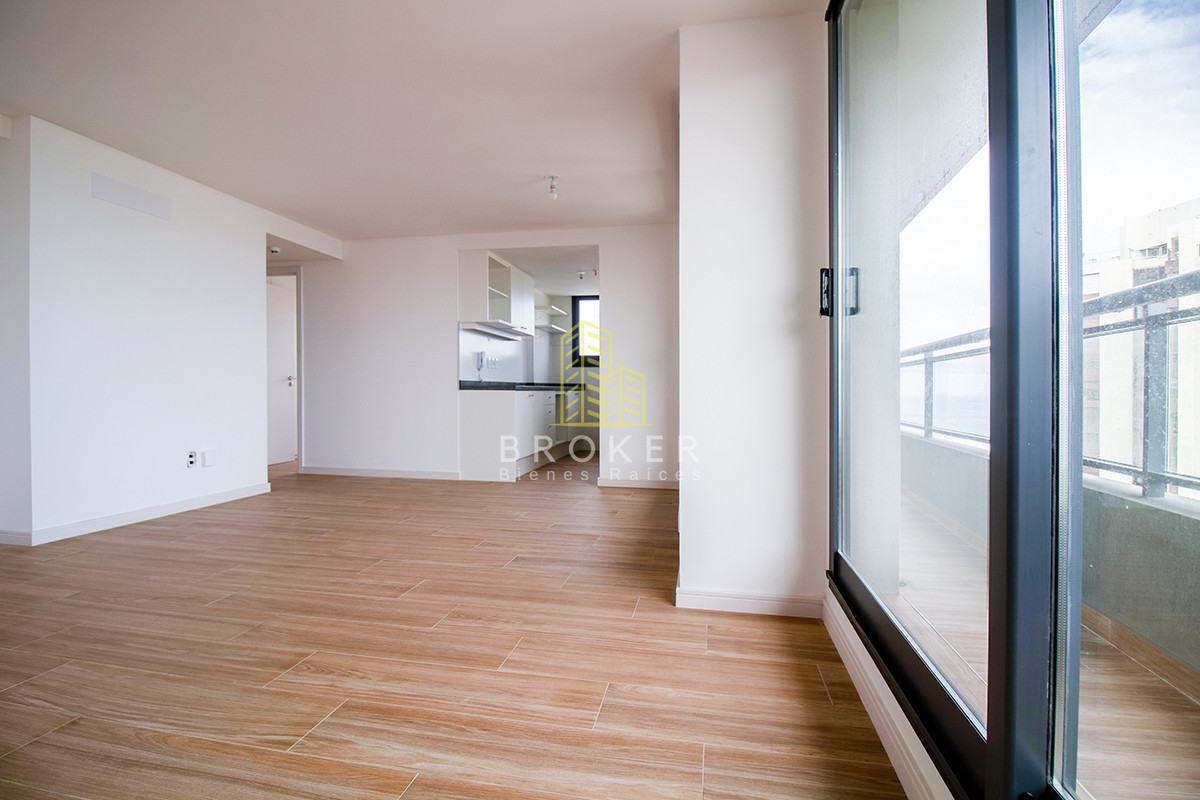 Apartamento ID.604/ - OPORTUNIDAD Apartamento en Venta 2 dormitorios con Vista al Mar en Playa Brava Punta del Este