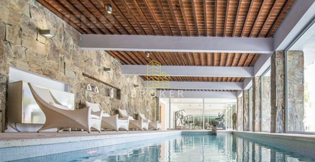 Apartamento ID.8847/Espectacular_y_amplio_departamento_en_alquiler_en_playa_mansa,_punta_del_este - Espectacular y amplio departamento en alquiler en playa mansa, punta del este