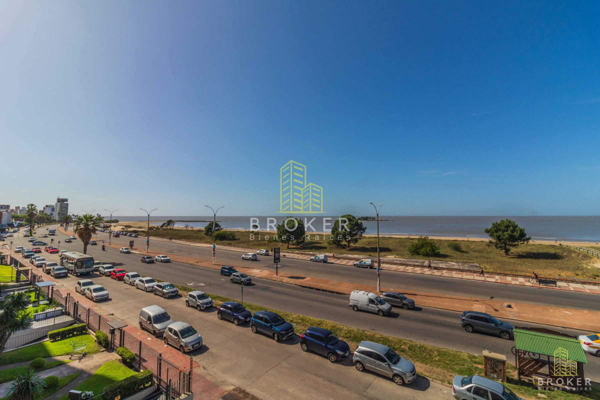 Apartamento ID.2041/Venta_apartamento_3_dormitorios_Malvin_Rambla,_2_baños_completos - Venta apartamento 3 dormitorios Malvin Rambla, 2 baños completos