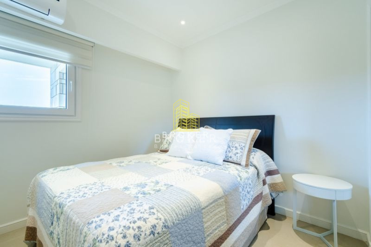 Apartamento ID.33/Venta_Apartamento_4_dormitorios_Playa_Mansa_Punta_Del_Este_VERAMANSA - Venta Apartamento 4 dormitorios Playa Mansa Punta Del Este VERAMANSA