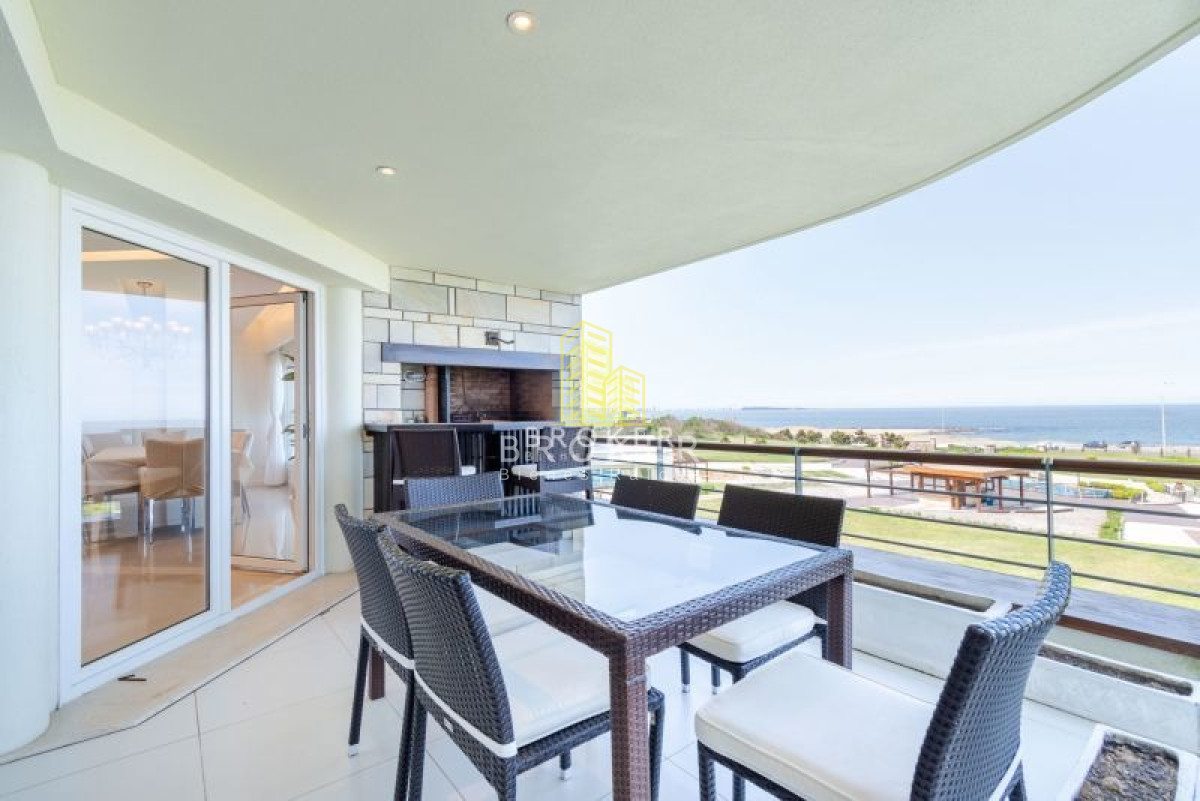 Apartamento ID.33/Venta_Apartamento_4_dormitorios_Playa_Mansa_Punta_Del_Este_VERAMANSA - Venta Apartamento 4 dormitorios Playa Mansa Punta Del Este VERAMANSA