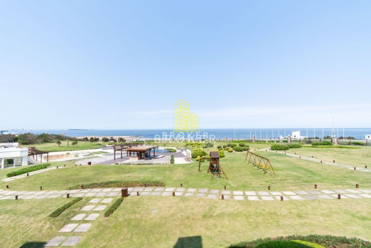Apartamento ID.33/Venta_Apartamento_4_dormitorios_Playa_Mansa_Punta_Del_Este_VERAMANSA - Venta Apartamento 4 dormitorios Playa Mansa Punta Del Este VERAMANSA