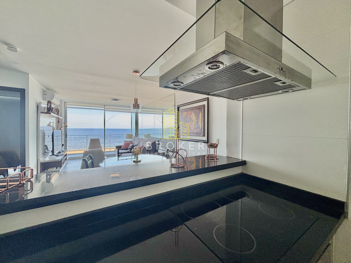 Apartamento ID.9162/Venta_apartamento_Punta_del_Este_2_dormitorios_playa_mansa_punta_del_este_vista_al_mar_ - Venta apartamento Punta del Este 2 dormitorios playa mansa punta del este vista al mar 