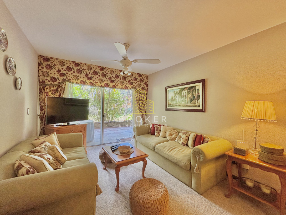 Apartamento ID.9490/venta_punta_del_este_apartamento_parrillero_piscina_mansa - venta punta del este apartamento parrillero piscina mansa