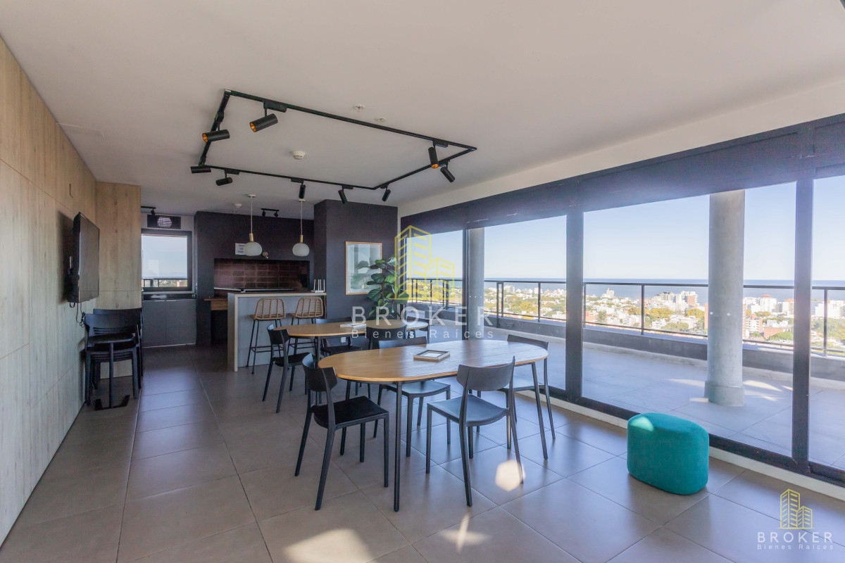 Centro Montevideo - GoPunta - Portal Inmobiliario de Punta del Este - Maldonado