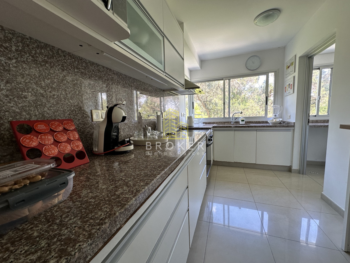 Apartamento ID.813/Venta_de_Penthouse_en_rincon_del_indio,_tres_dormitorios_y_terraza._Punta_del_Este,_Uruguay - Venta de Penthouse en rincon del indio, tres dormitorios y terraza. Punta del Este, Uruguay