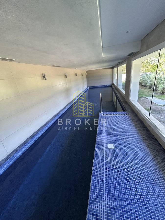 Apartamento ID.800/Venta_de_Penthouse_duplex_en_edificio_de_alta_gama_a_300_metros_del_mar,_Playa_Brava,_Punta_del_Este - Venta de Penthouse duplex en edificio de alta gama a 300 metros del mar, Playa Brava, Punta del Este. Uruguay