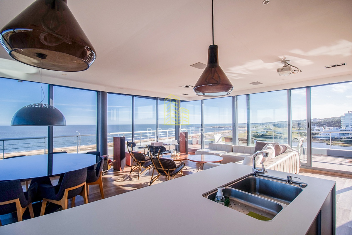 Apartamento ID.1618/Venta_Apartamento_Penthouse_3_Dormitorios_Primera_Linea_Playa_Mansa_y_Vistas_a_la_Laguna_del_Diario_Pinares_Punta_del_Este_Maldonado - Venta Apartamento Penthouse 3 Dormitorios Primera Linea Playa Mansa y Vistas a la Laguna del Diario Pinares Punta del Este Maldonado