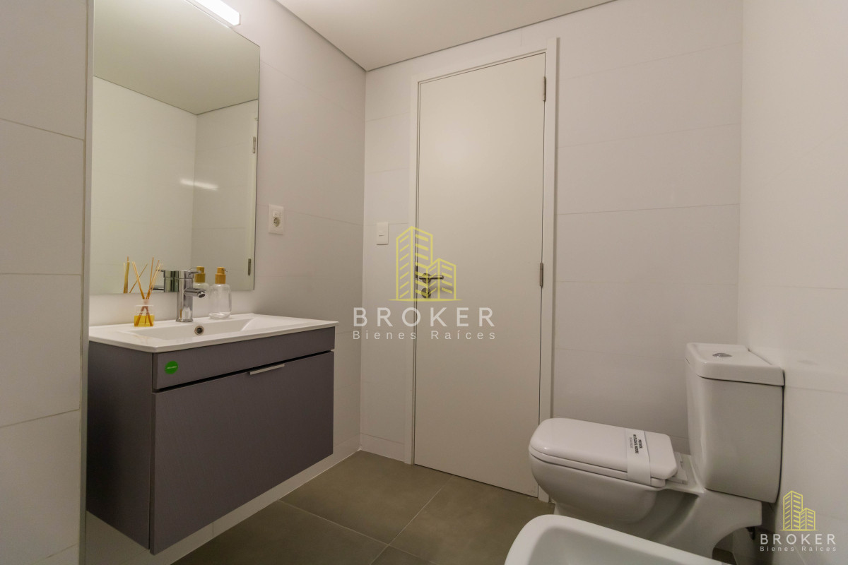 Apartamento ID.8630/Venta_apartamento_2_dormitorios_Tres_Cruces_Nostrum_Plaza__ - Venta apartamento 2 dormitorios Tres Cruces Nostrum Plaza  