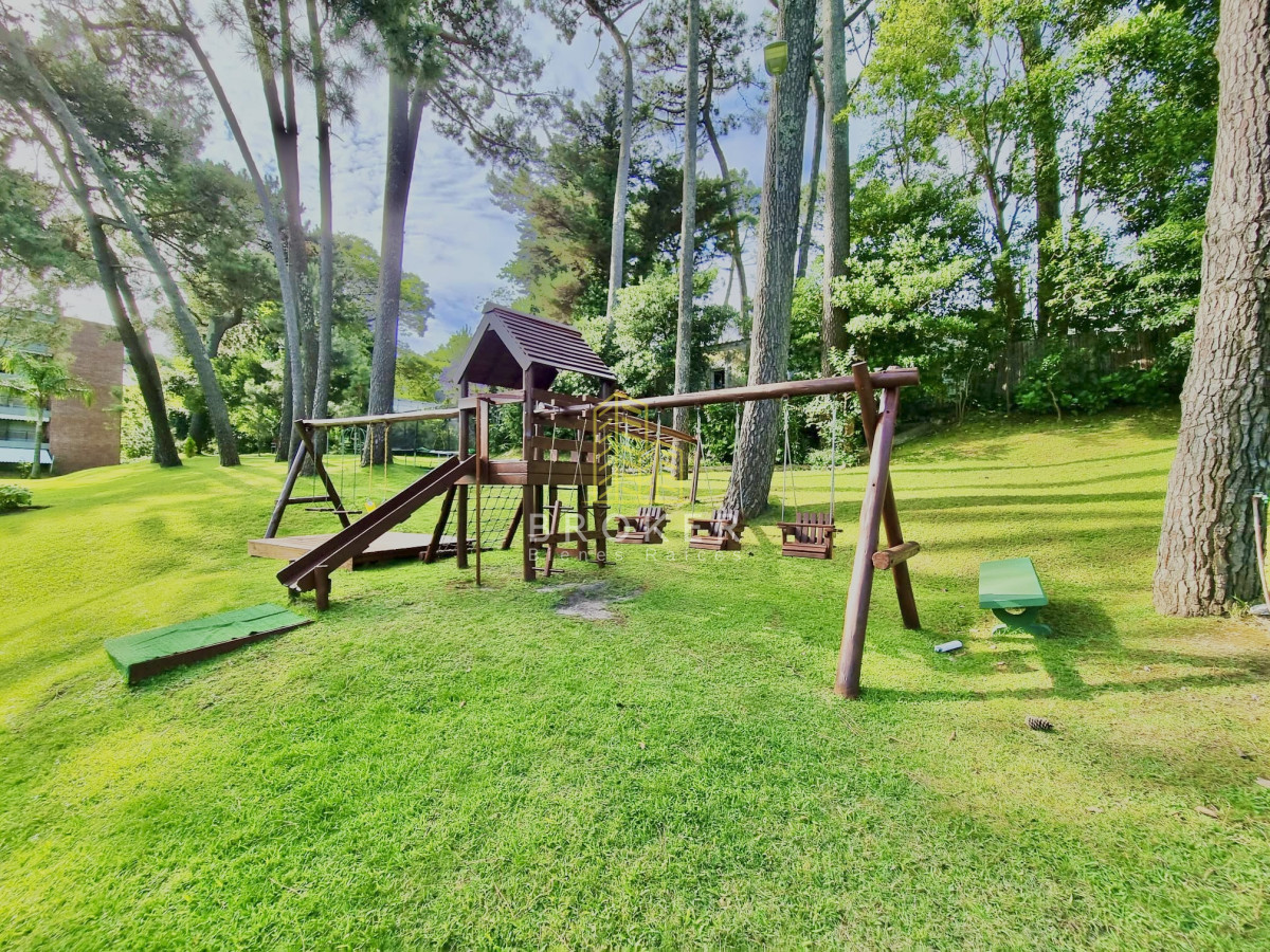 Apartamento ID.9491/venta_apartamento_punta_del_este_mansa_parrillero - venta apartamento punta del este mansa parrillero