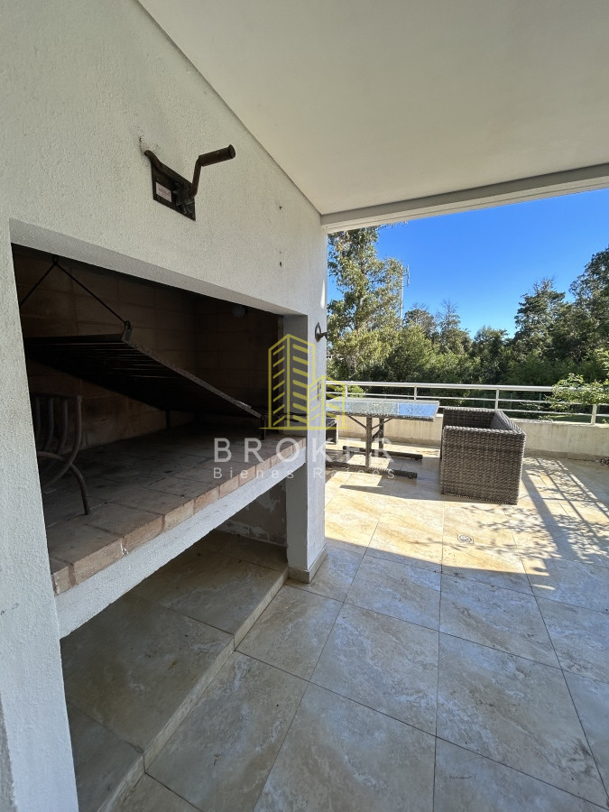 Apartamento ID.696/Apartamento_4_dormitorios_en_Playa_Brava_Rincon_del_Indio - Apartamento 4 dormitorios en Playa Brava Rincon del Indio. Punta del Este, Uruguay.