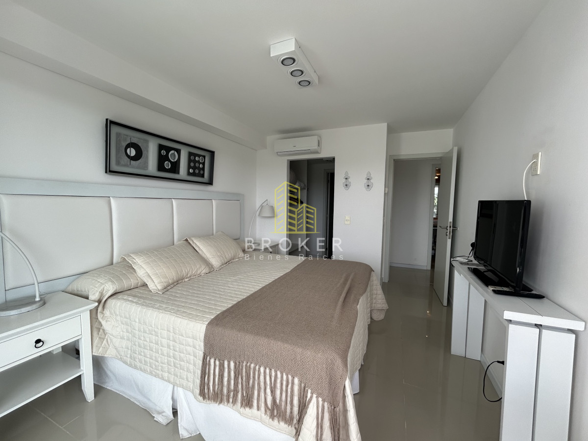 Apartamento ID.1150/Venta_de_hermoso_apartamento_por_roosevelt_de_dos_dormitorios._Punta_del_Este._Uruguay - Venta de hermoso apartamento por roosevelt de dos dormitorios. Punta del Este. Uruguay