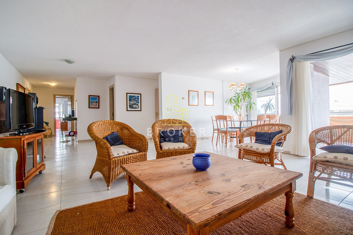 Apartamento ID.765/Apartamento_Penthouse_en_Venta_de_4_dormitorios_en_La_Brava_con_terraza_y_parrillero_con_Vistas_La_Pastora_Punta_del_Este - Apartamento Penthouse en Venta de 4 dormitorios en La Brava con terraza y parrillero con Vistas La Pastora Punta del Este